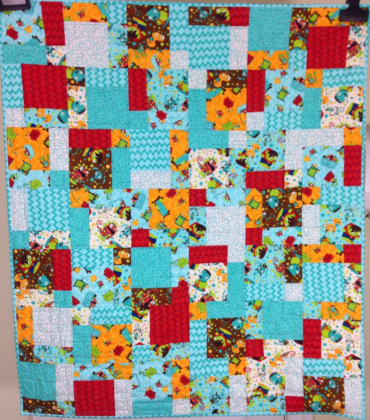 Fan Friday: Lil Monster Quilt by Julie Mylander | Camelot Fabrics ...